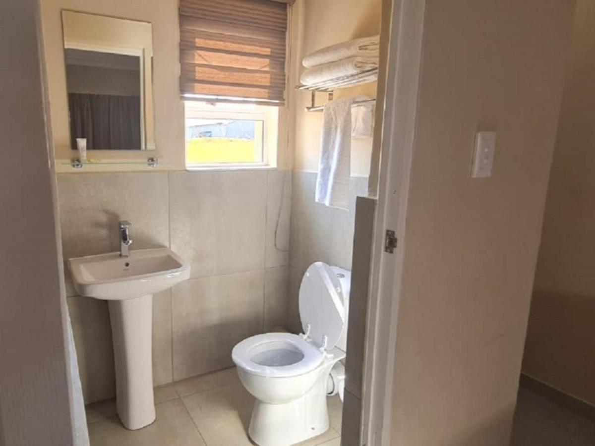 Benoni N12 Hotel Zewnętrze zdjęcie