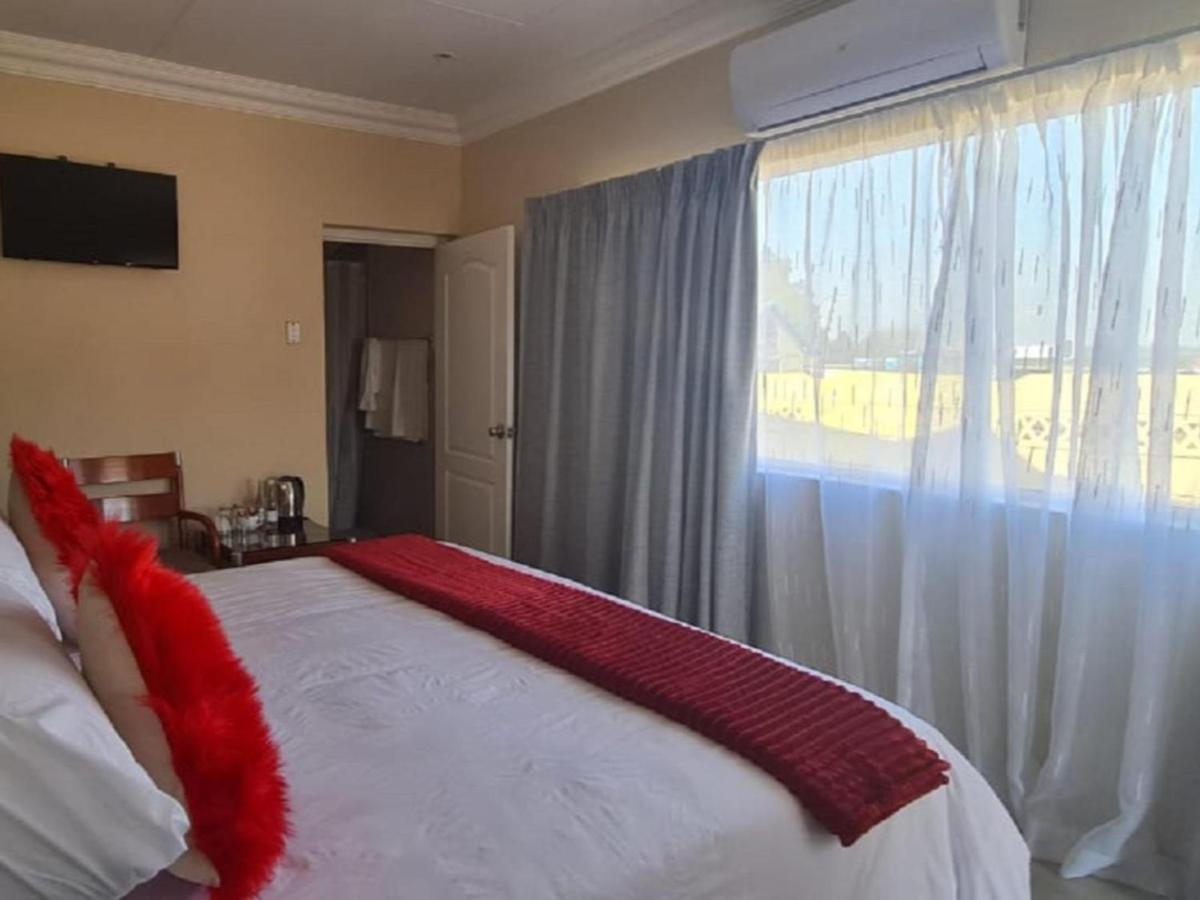 Benoni N12 Hotel Zewnętrze zdjęcie