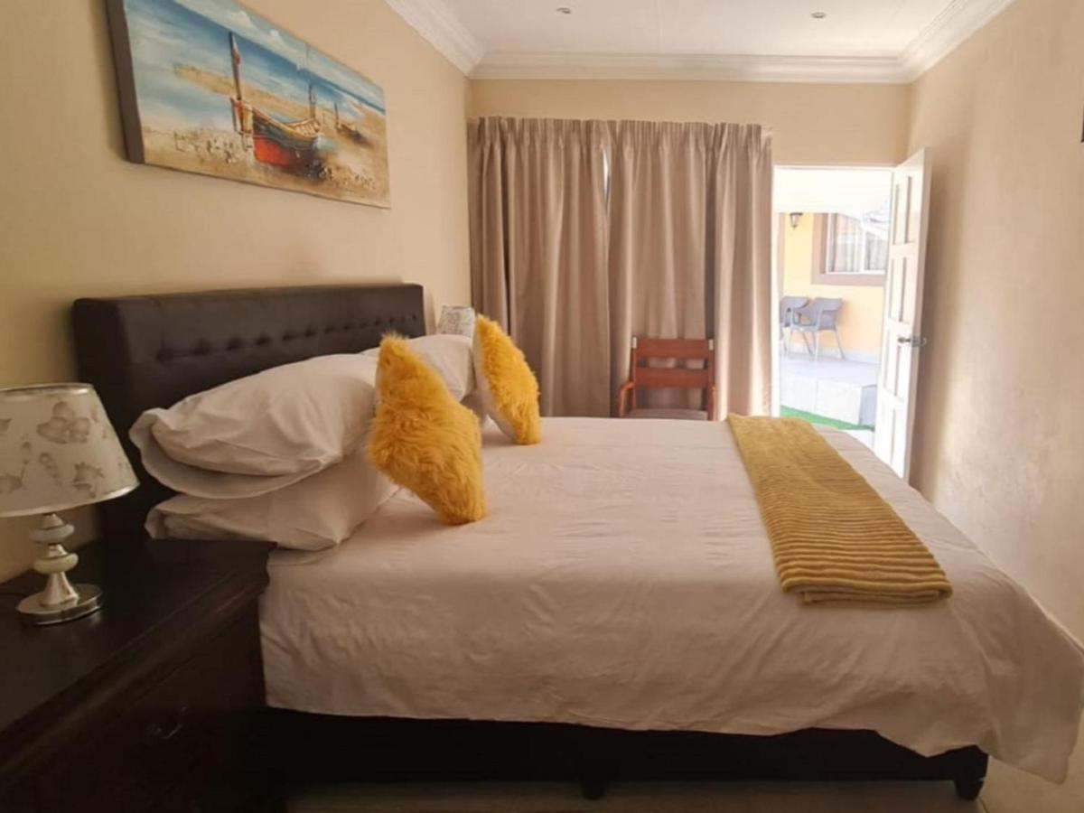 Benoni N12 Hotel Zewnętrze zdjęcie