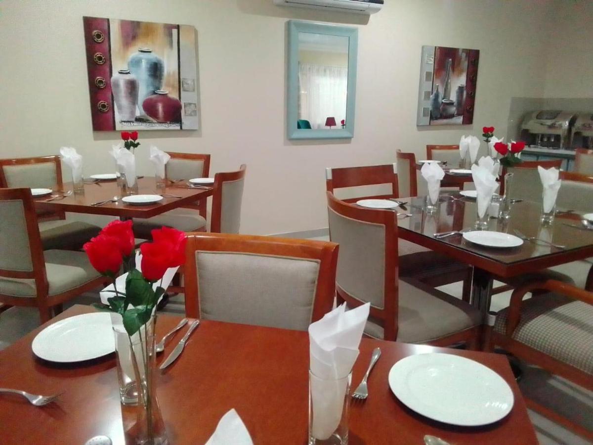 Benoni N12 Hotel Zewnętrze zdjęcie