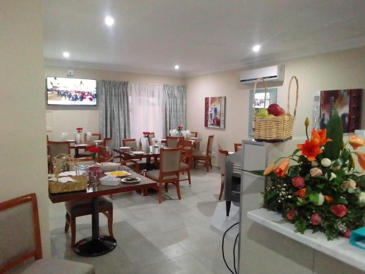 Benoni N12 Hotel Zewnętrze zdjęcie